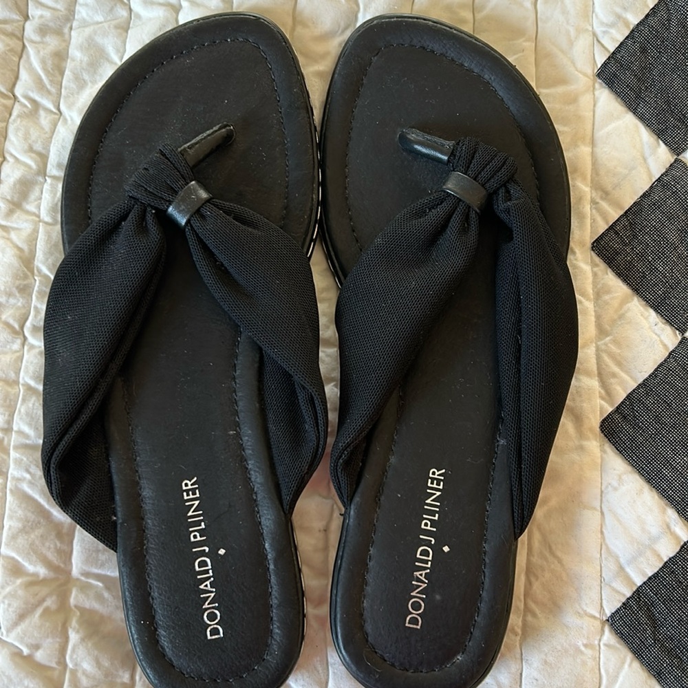 Donald Pliner sandals